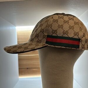 Gucci hat